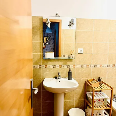 Elegante Adosado En Ampuero