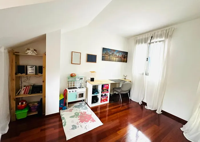 Adosado Familiar En Entorno Privilegiado Feriehus